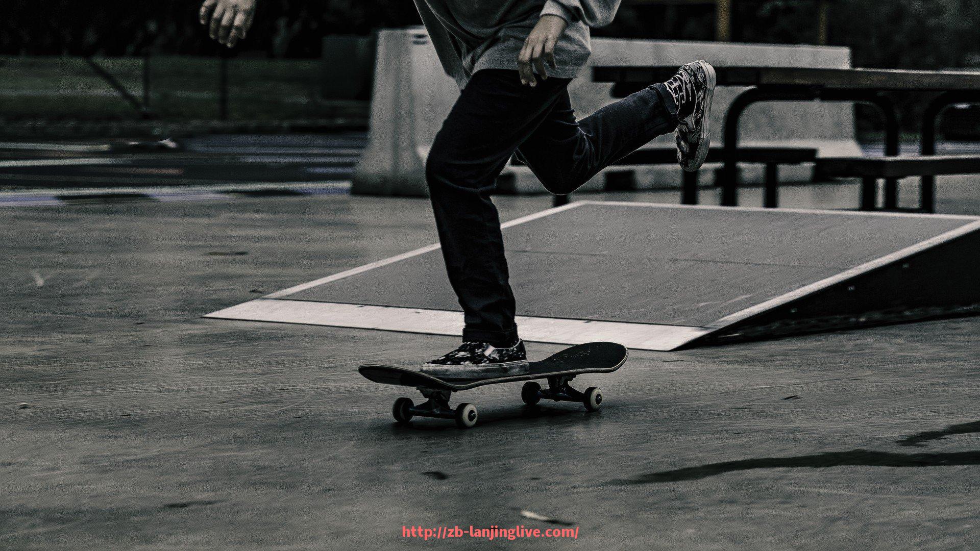 蓝鲸体育直播-中超联赛上海上港对广州恒大首发阵容及比赛分析